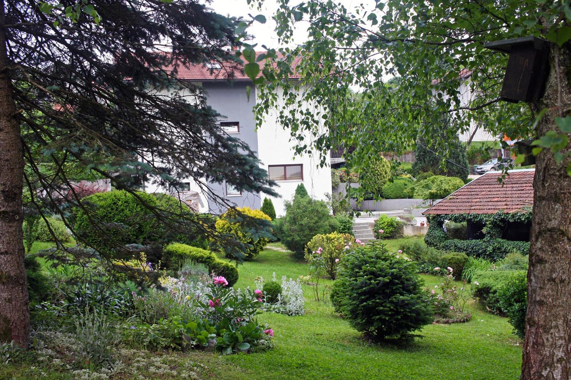 Apartment Garden Korana Karlovac Exterior foto